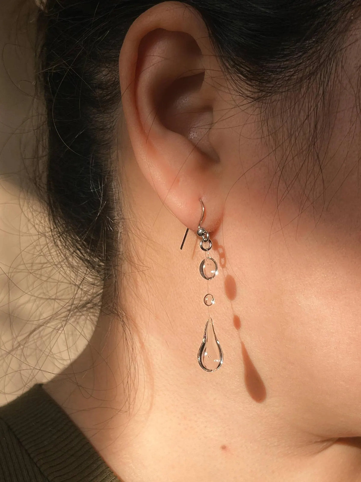 "Handmade" Lumière Teardrop Crystal Dangle Earrings