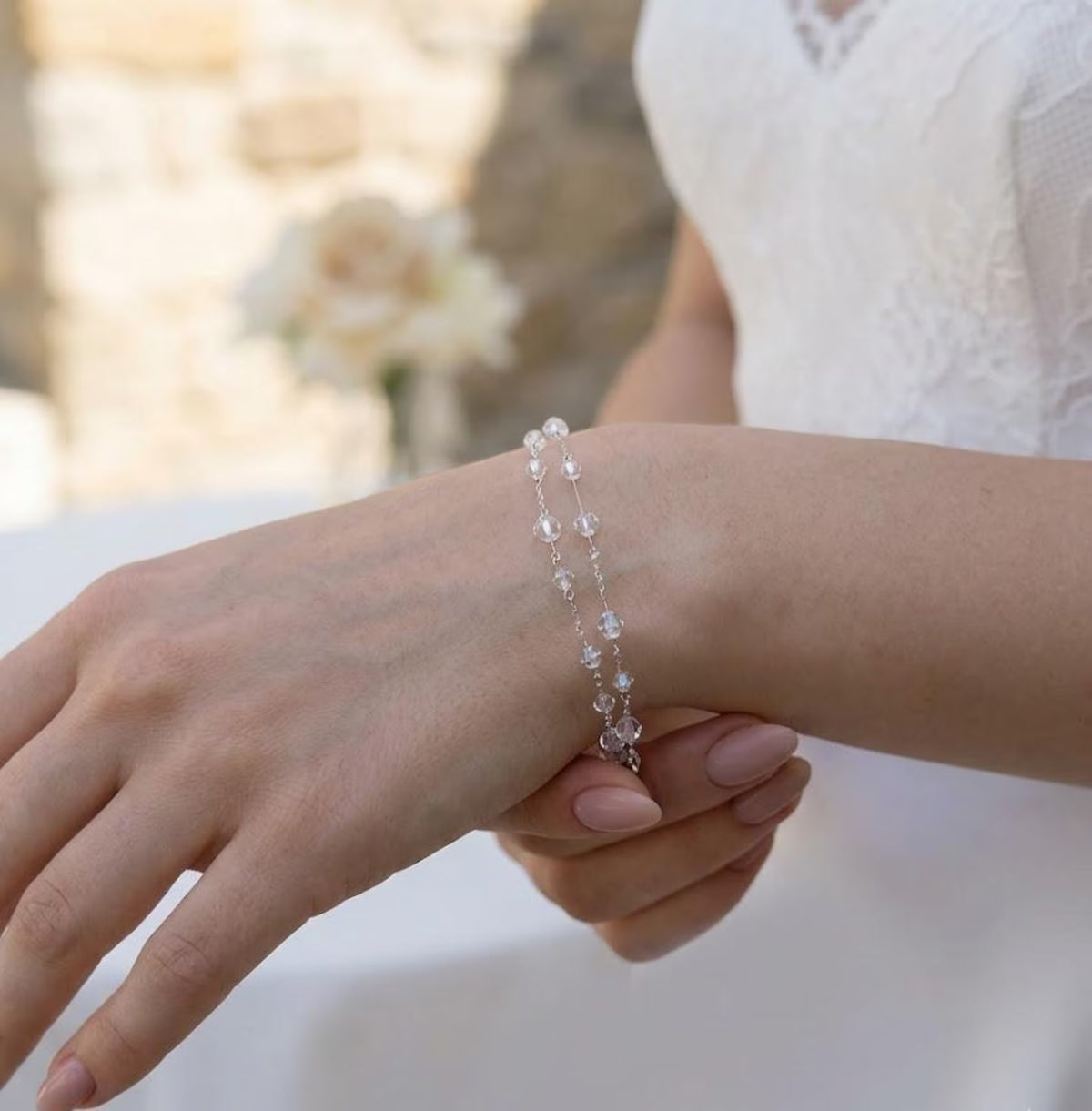 "Handmade"Crystal Dewdrop Elegance Bracelet – Delicate Silver-Tone Beaded Chain Bracelet