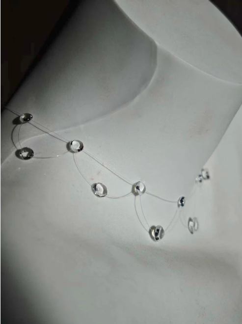 "Handmade"Elegant Crystal Drop Thread Necklace
